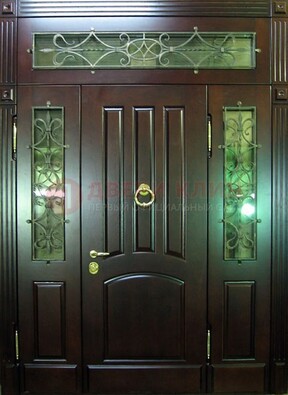 Стальная парадная дверь со стеклом и ковкой ДПР-18 для деревянного дома в Брянске